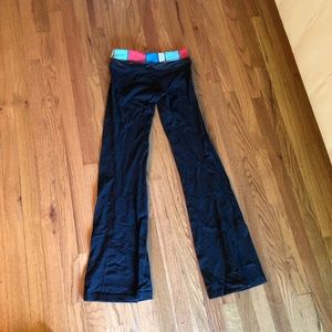 Lulu flare pants